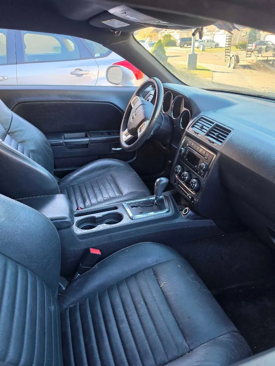 Dodge Challenger 2011 photo 4