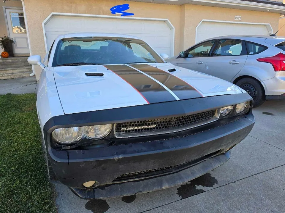 Dodge Challenger 2011 photo 3