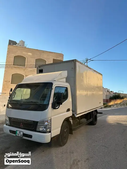 Mitsubishi Canter 2012 photo 3