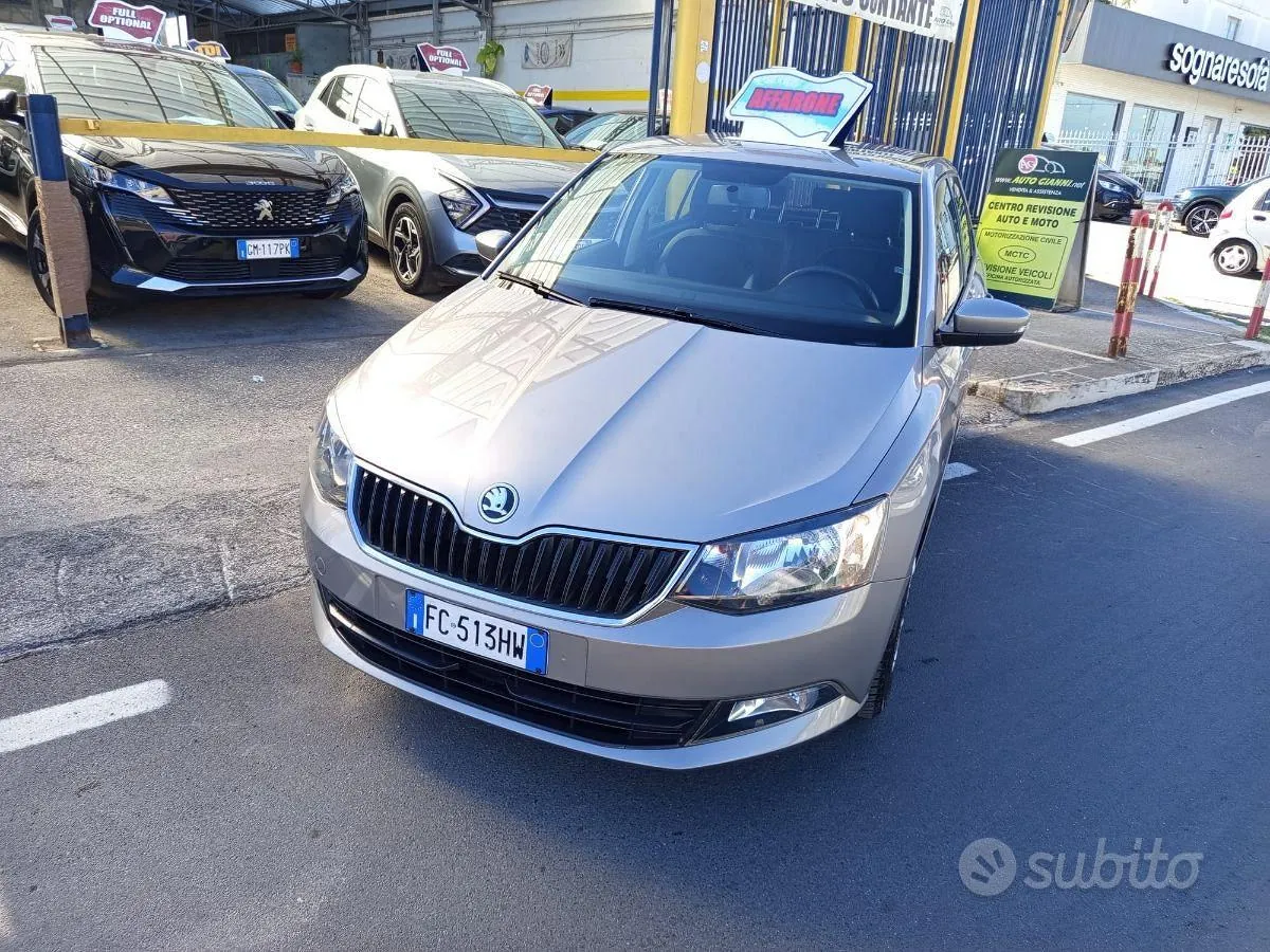 Skoda Fabia 2016 photo 3
