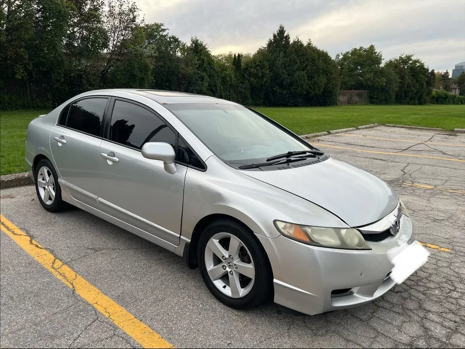 Honda Civic 2009 photo 2