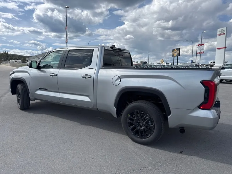Toyota Tundra 2026 photo 3