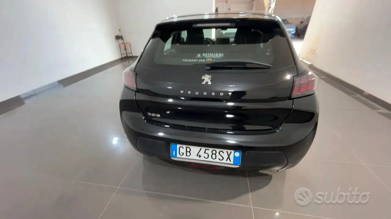 Peugeot 208 2021 photo 5