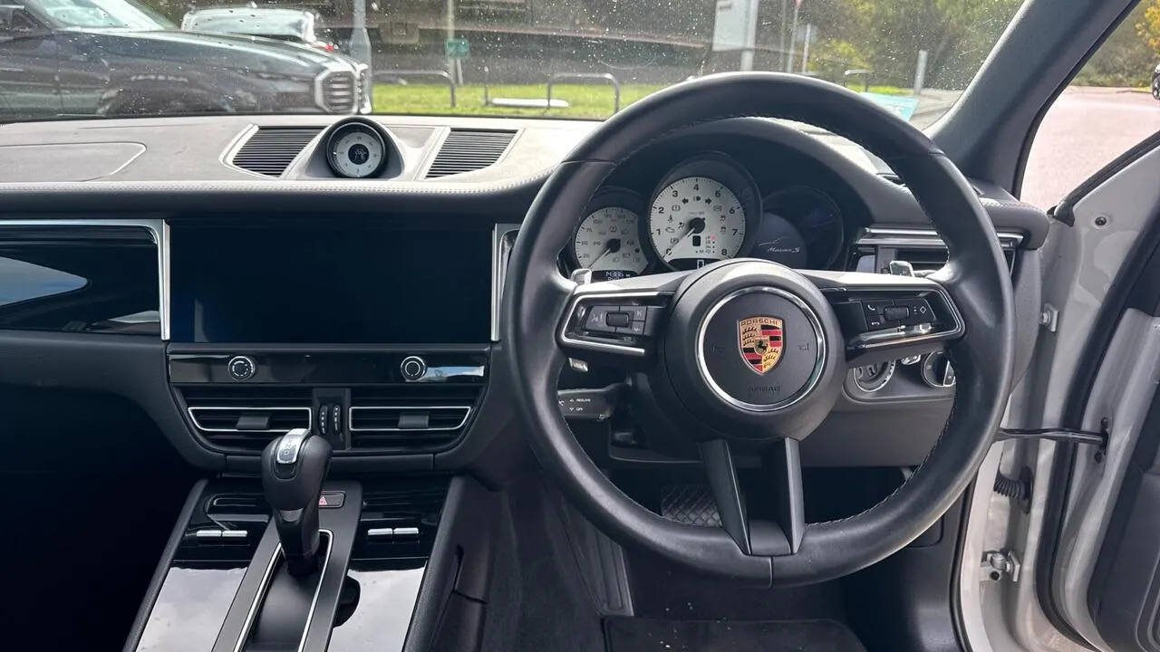 Porsche Macan 2023 photo 5
