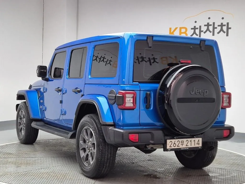 Jeep Wrangler 2022 photo 2