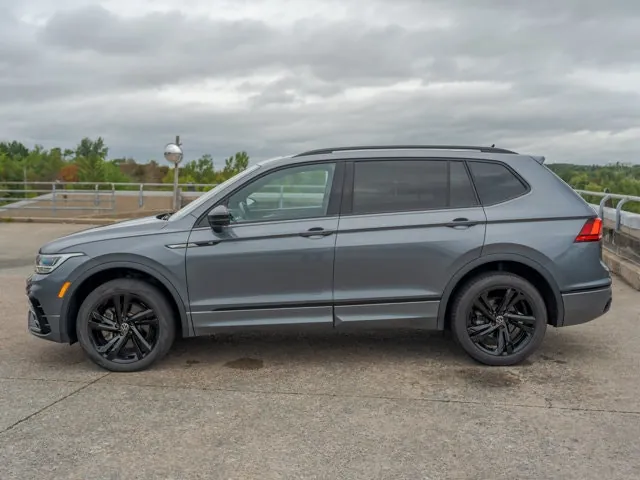 Volkswagen Tiguan 2024 photo 2
