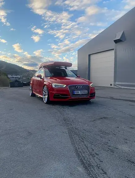Audi E-Tron 2015 photo 2