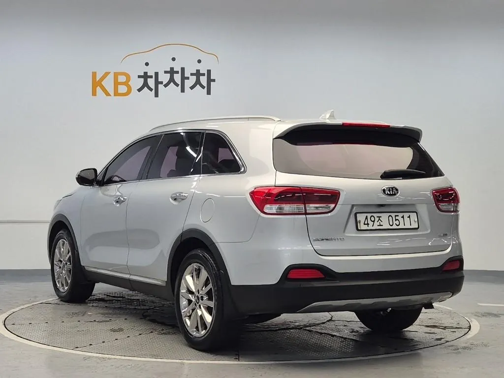 Kia Sorento 2016 photo 2
