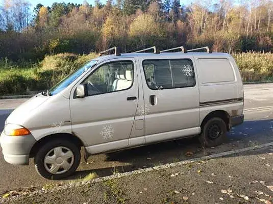 Toyota Hiace 2002 photo 4