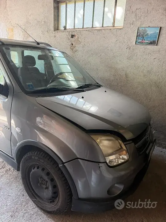 Suzuki Ignis 2008 photo 4