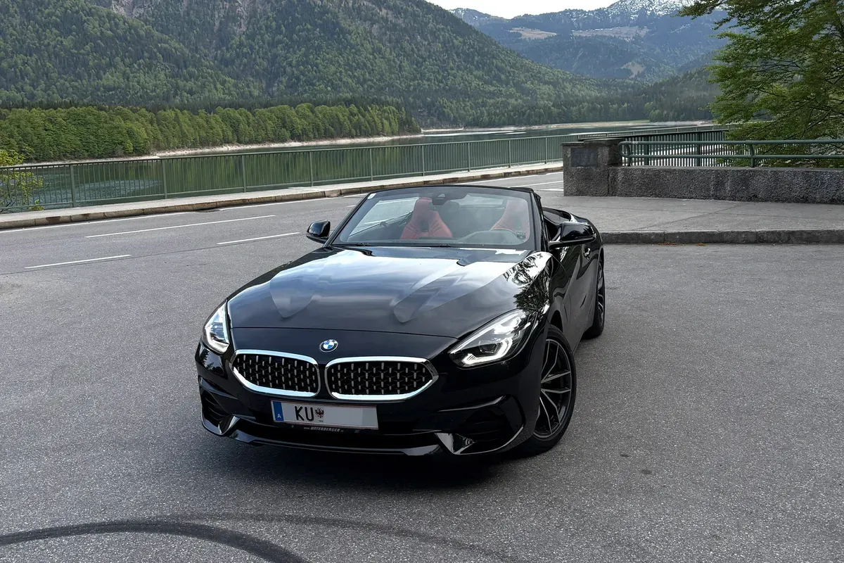 BMW Z4 2019 photo 2