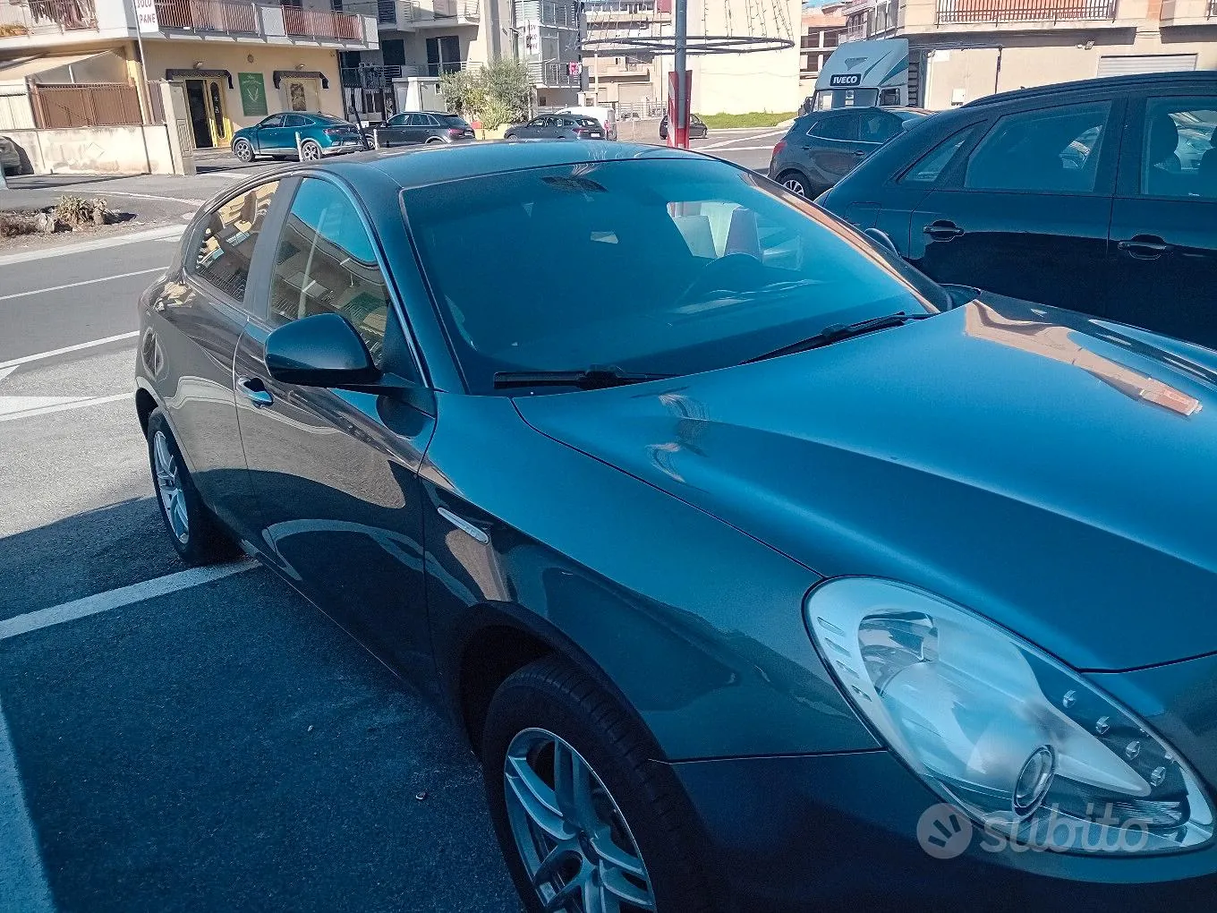 Alfa Romeo Giulietta 2011 photo 2