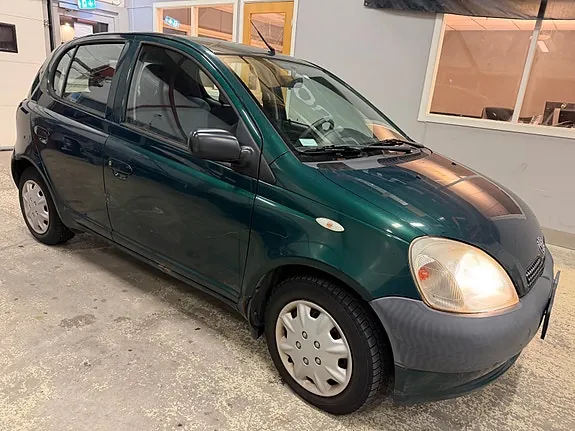 Toyota Yaris 2002 photo 4