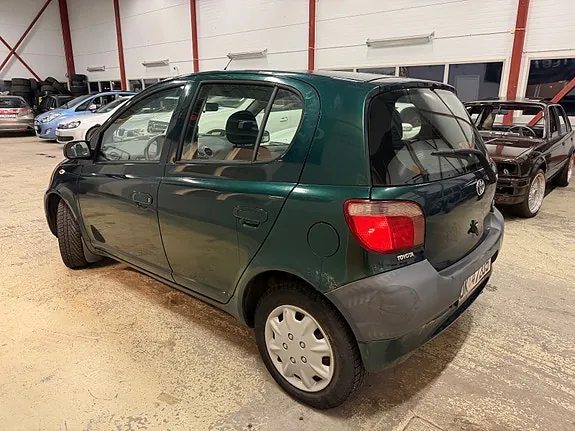Toyota Yaris 2002 photo 5