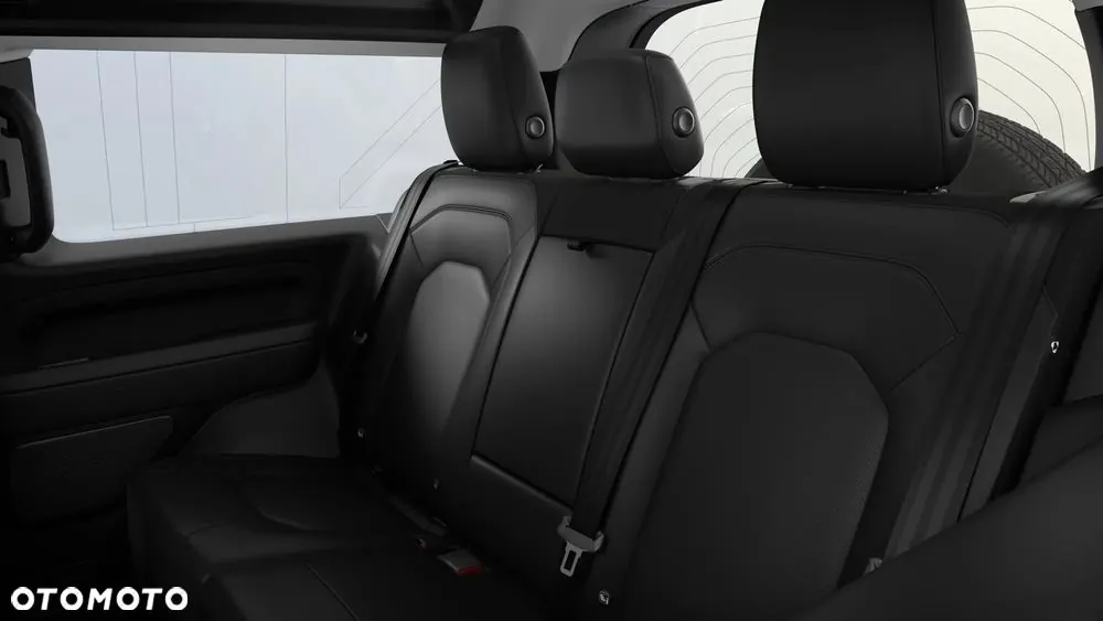 Land Rover Defender 2026 photo 4