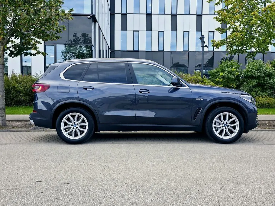 BMW X5 2021 photo 5