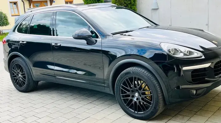 Porsche Cayenne 2016 photo 3