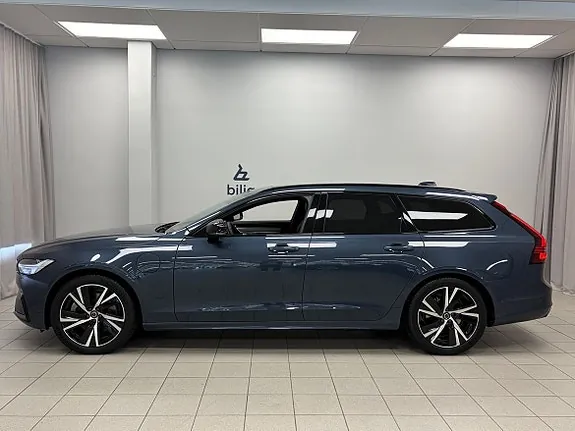 Volvo V90 2022 photo 2