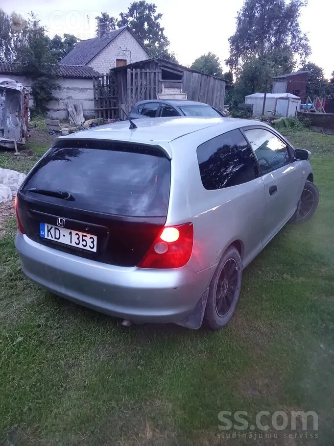 Honda Civic 2003 photo 3