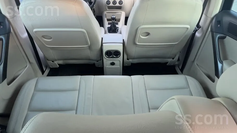 Volkswagen Tiguan 2008 photo 5
