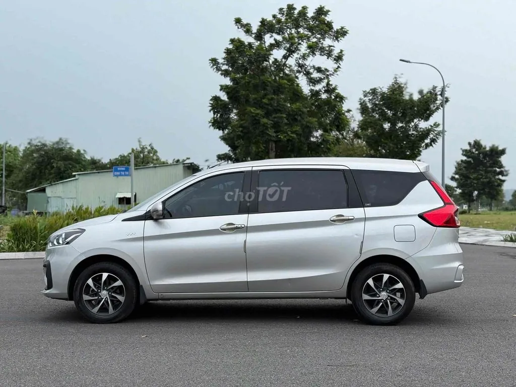 Suzuki Ertiga 2023 photo 2
