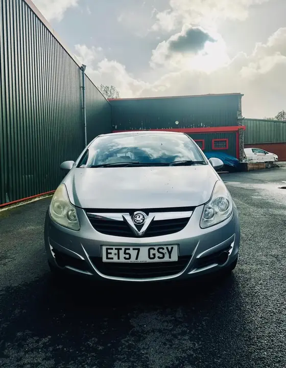 Vauxhall Corsa 2008 photo 2