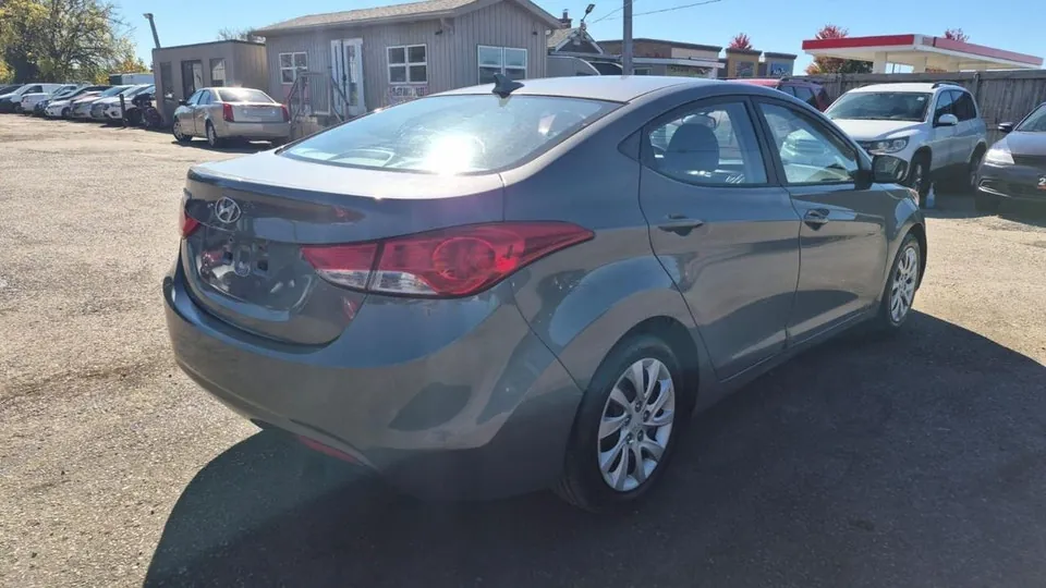 Hyundai Elantra 2013 photo 5