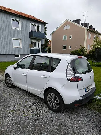 Renault Scenic Iii 2013 photo 4