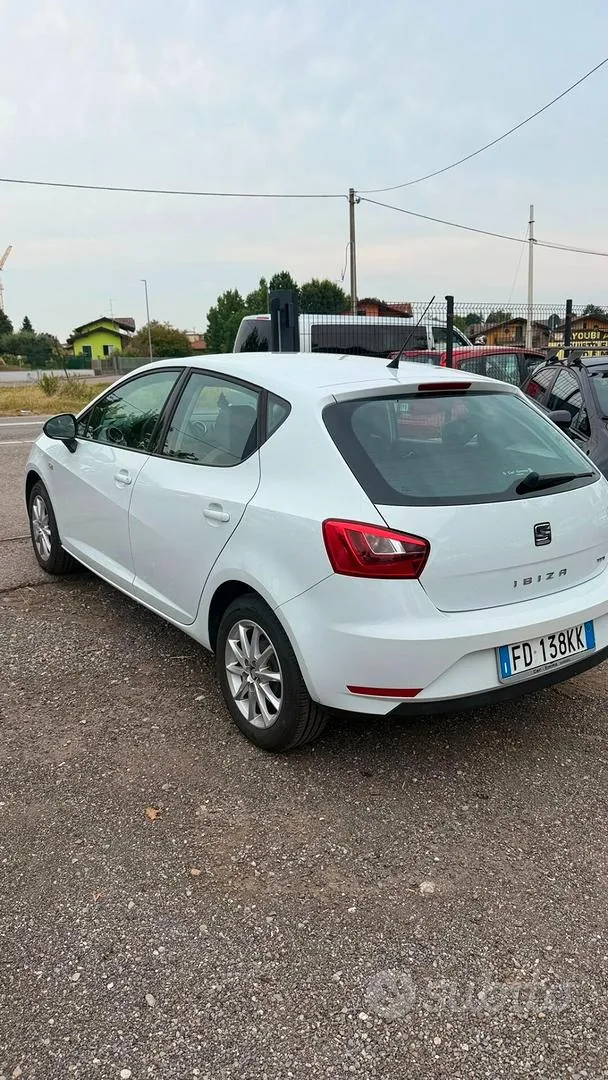Seat Ibiza 2016 photo 5
