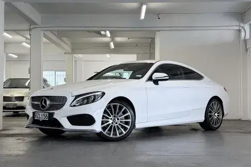 Mercedes-Benz C200