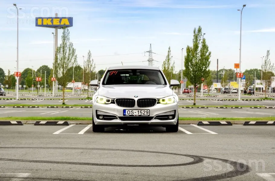 BMW 318 2016 photo 3