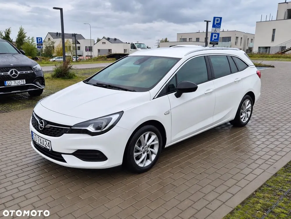 Opel Astra 2021 photo 3