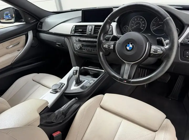 BMW 3 Series 2015 photo 3