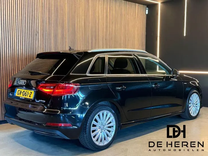 Audi A3 Sportback 2015 photo 3