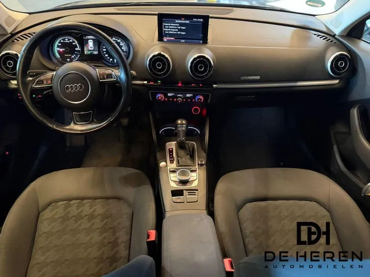 Audi A3 Sportback 2015 photo 2