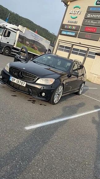 Mercedes-Benz C350 2009 photo 2