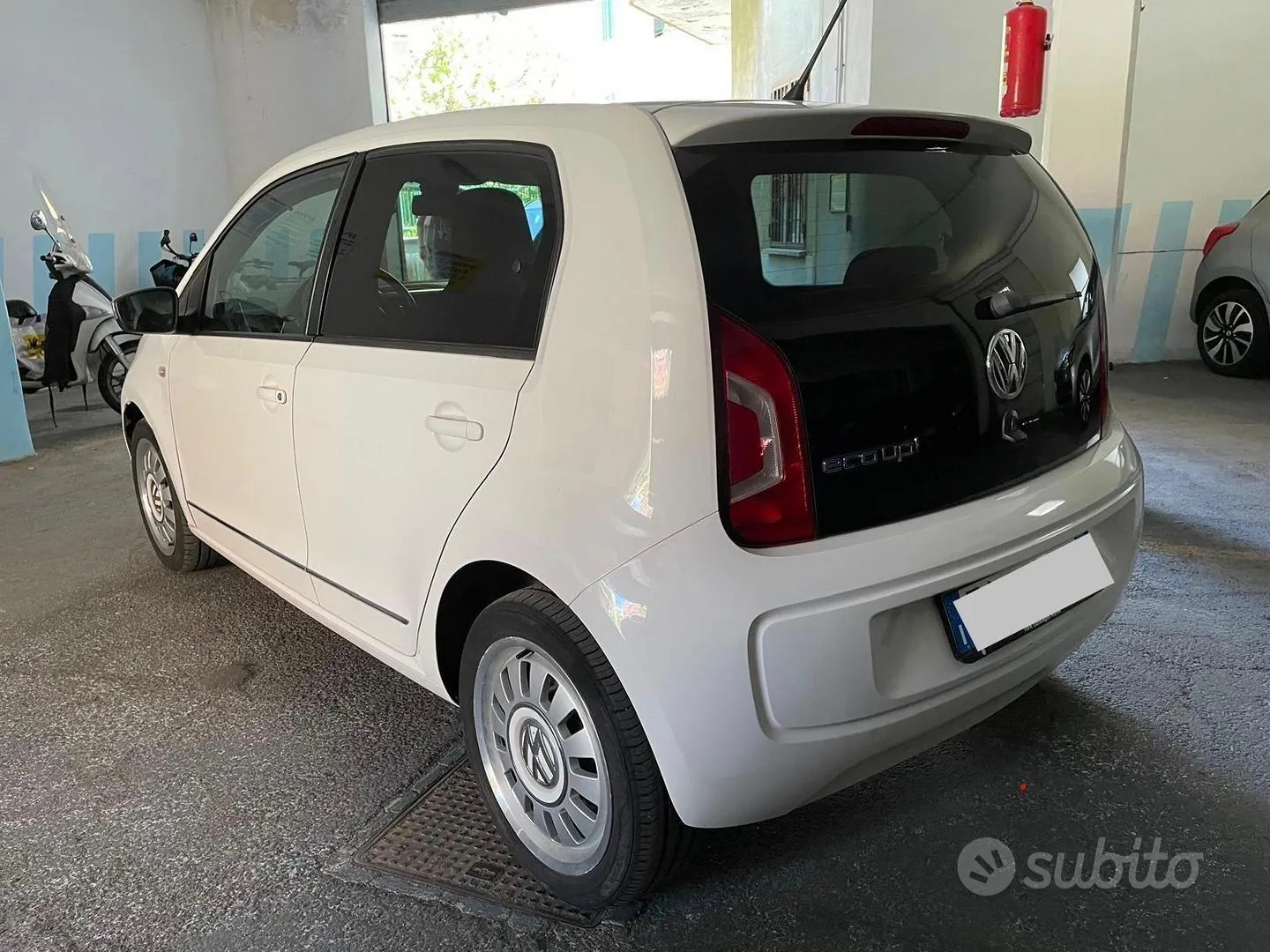Volkswagen Up 2015 photo 5