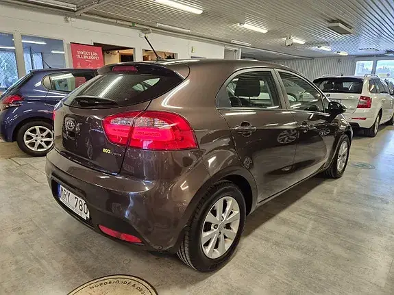 Kia Rio 2012 photo 2