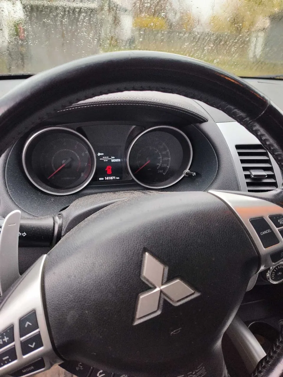 Mitsubishi Outlander 2010 photo 5