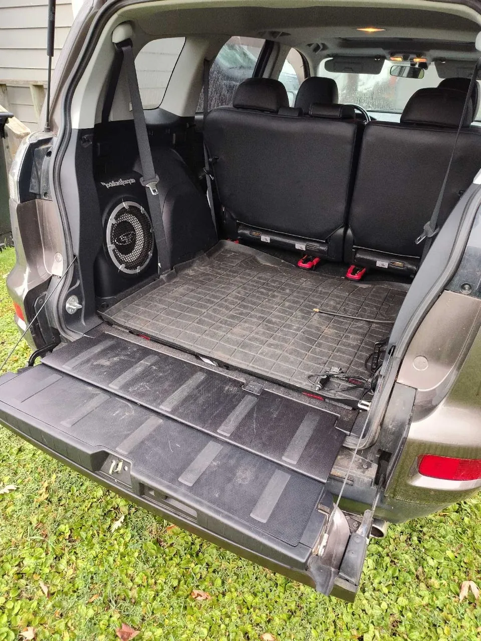 Mitsubishi Outlander 2010 photo 4