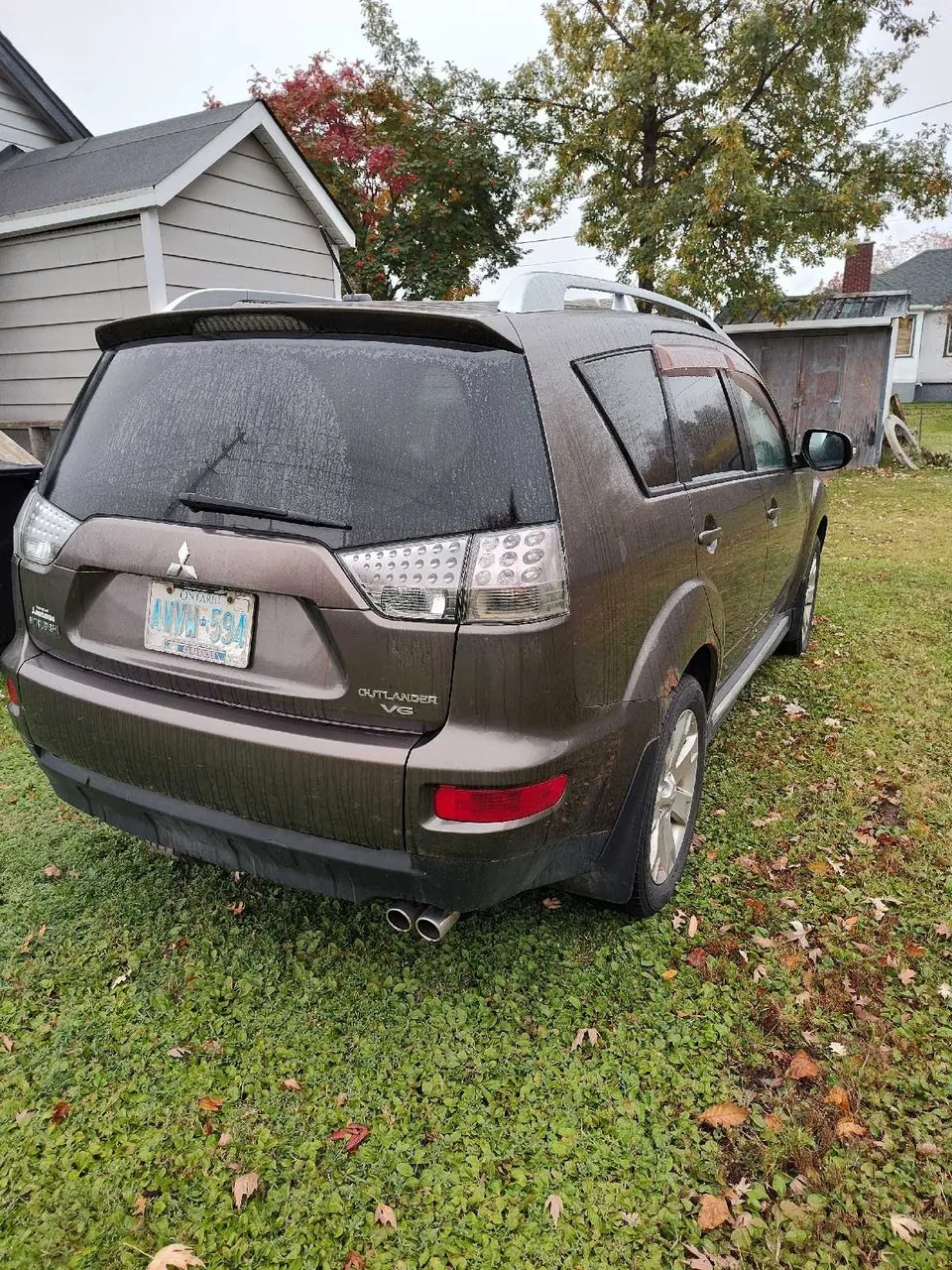 Mitsubishi Outlander 2010 photo 2