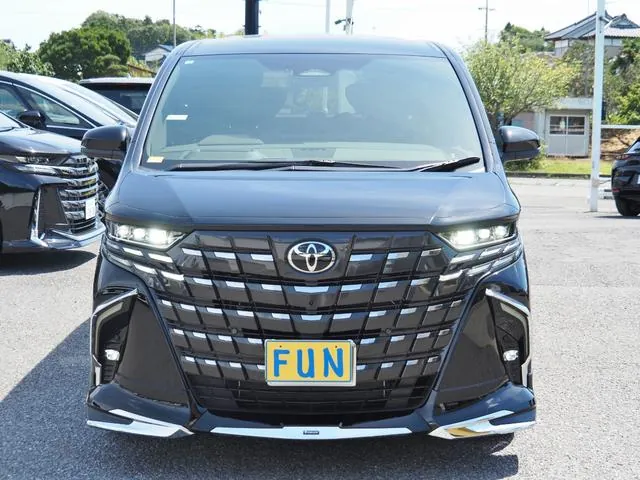 Toyota Alphard 2025 photo 2