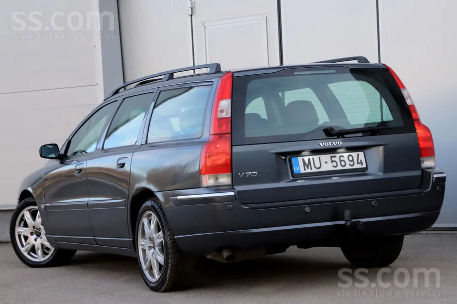 Volvo V70 2004 photo 5