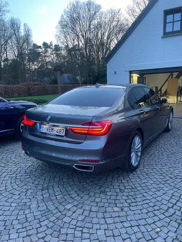 BMW 740E