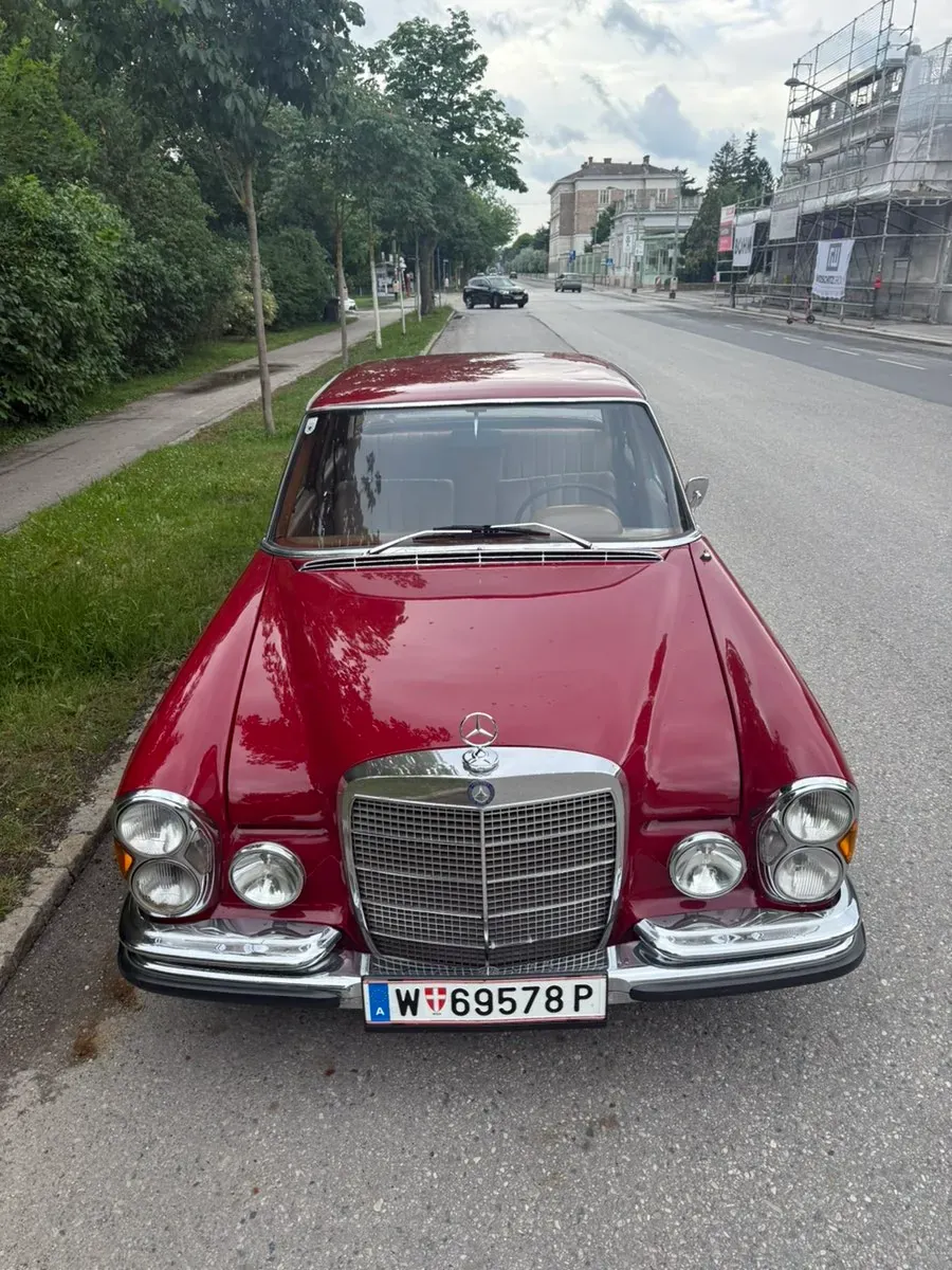 Mercedes-Benz Sonstige