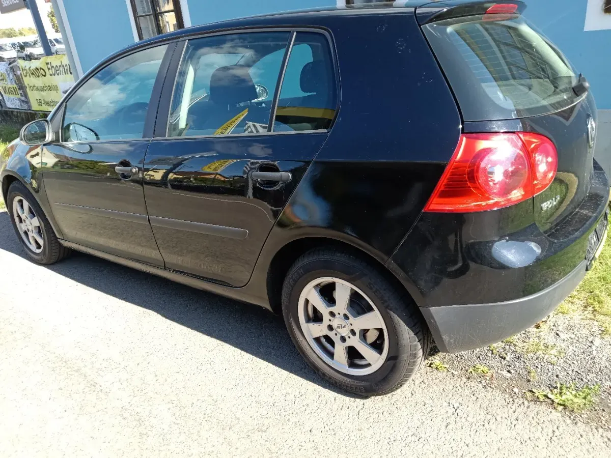 Volkswagen Golf 2006 photo 2