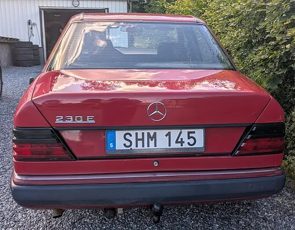 Mercedes-Benz 230 E 1992 photo 4