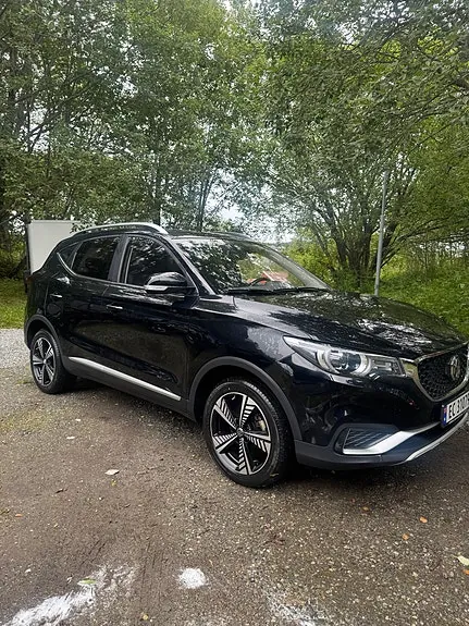 MG Zs Ev 2021 photo 2
