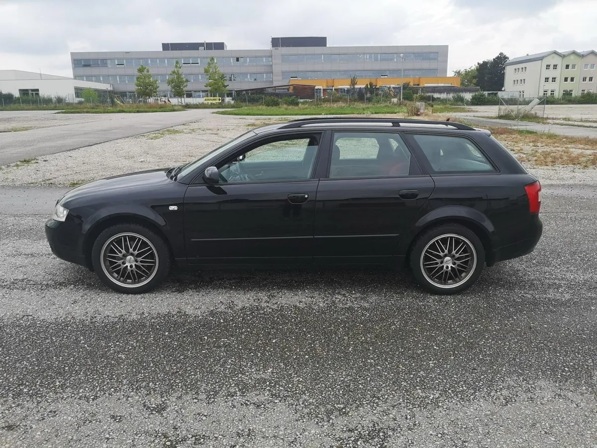 Audi A4 2003 photo 3