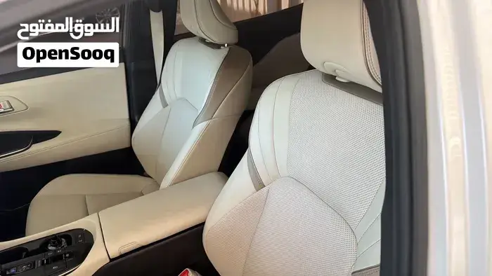 Toyota Crown 2023 photo 3